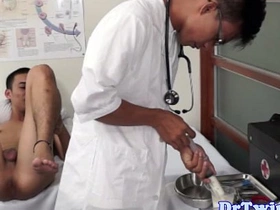 Intimate gay encounter with Asian doctor and twink for bareback analplay
