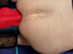 Straight Australian man gets drilled by Hankeys Cobra XXL in fucking machine session