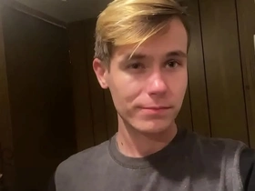 Solo masturbation and accidental cumshot in the bathroom