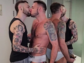 Happy birthday to a sexy lover with a steamy 3-minute gift